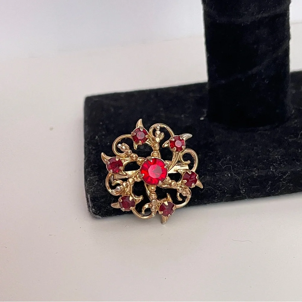 Vintage 40's CORO Red Rhinestone Holiday Christmas Abstract Regency Pin / Brooch